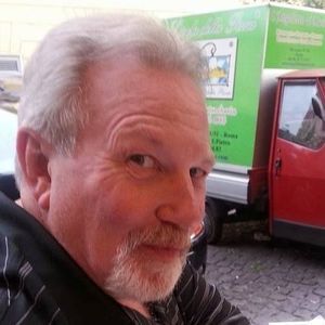 Meet your Posher, Steve